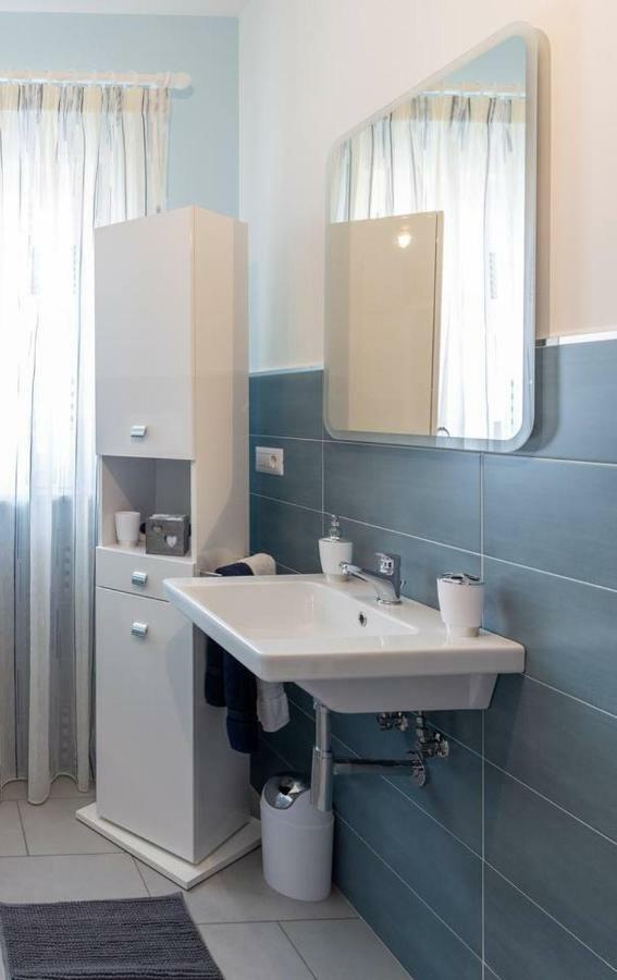 Il Sopracciglio Suites - Pink Apartment Кассіно Екстер'єр фото